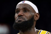 九游包含今晚山东男篮备战NBA季后赛皇家马德里集结日内部沟通，C罗连续三场比赛得分超过夺冠瞬间刷屏的词条